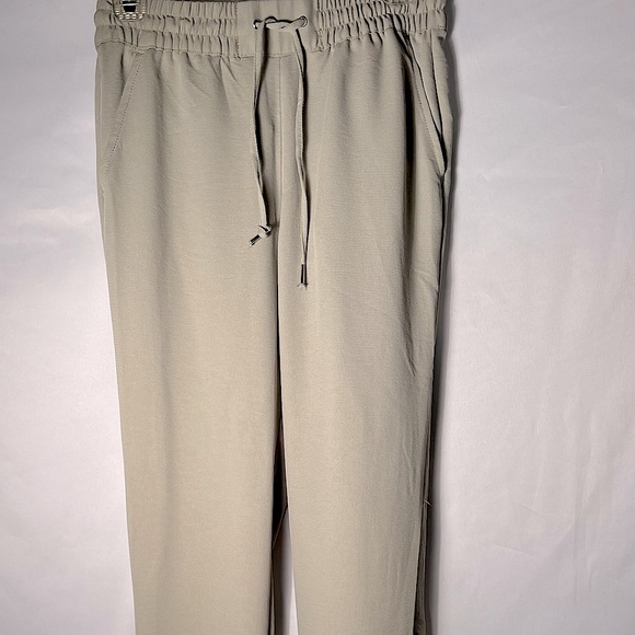 H&m linen textured Jogger style trousers - Picture 2 of 8